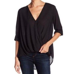 Lush NWT Surplice V Neck Blouse Size XS in Black Flowy, Gauzy Oversized
